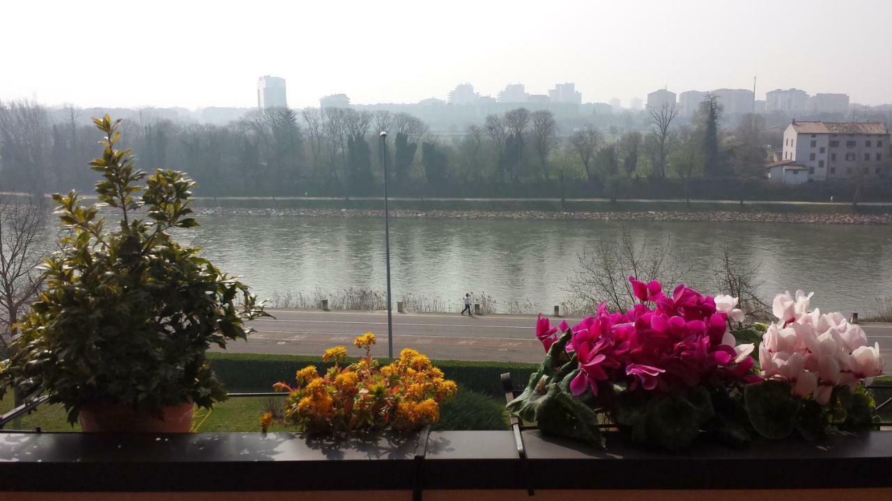 Verona Amazing River View Exterior photo